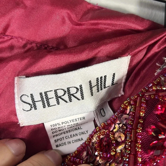Sherri Hill Two-Piece Ruby Beaded Bodice & Organza Skirt - Size 0 - EUC - Picture 15 of 16